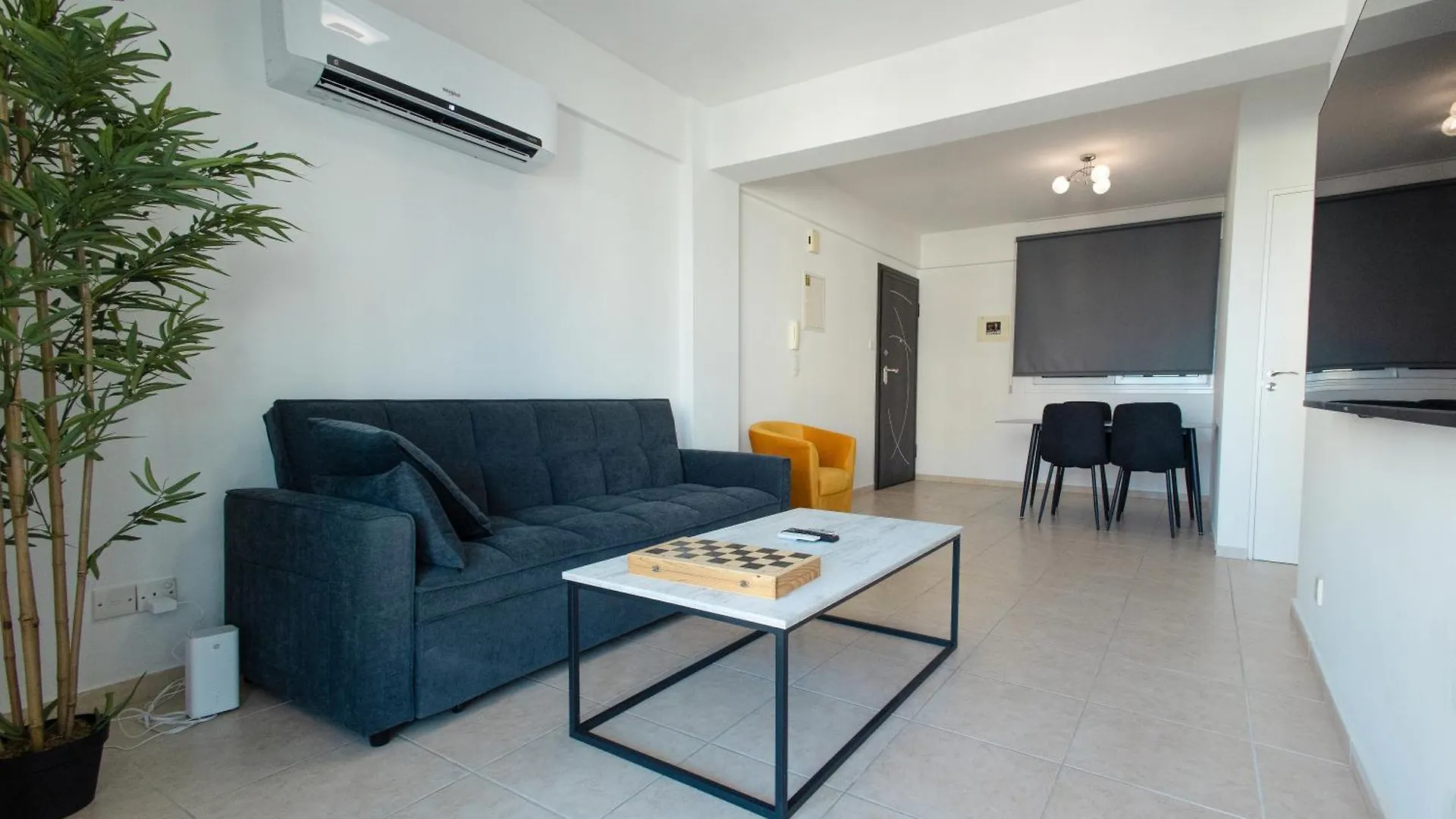 Maestro Sunrise View Apartment Larnaca 0*,  Cyprus